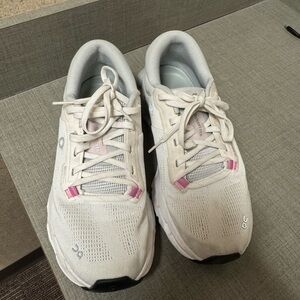 On Women's Cream and Pink Sneakers